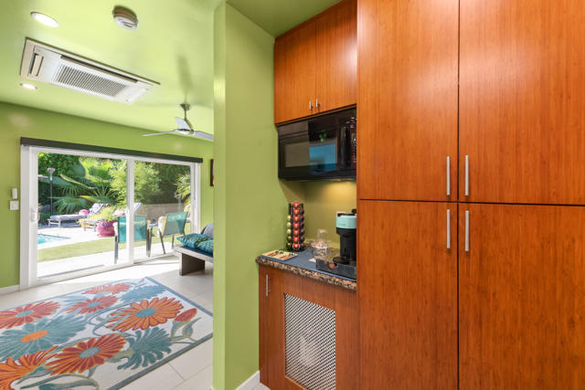 2749 E Livmor Avenue, Palm Springs, CA 92262