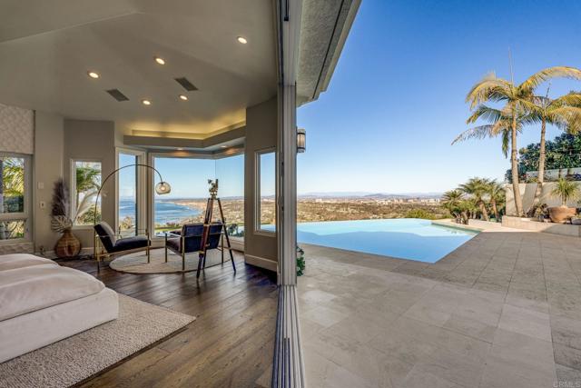 Detail Gallery Image 21 of 75 For 1904 via Casa Alta, La Jolla,  CA 92037 - 7 Beds | 7/2 Baths