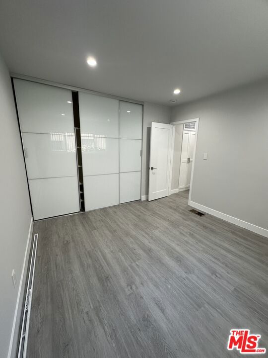 1118 S Holt Avenue, Los Angeles CA: https://media.crmls.org/mediaz/9314ac45-b70f-4a62-857b-d79792b4e865.jpg