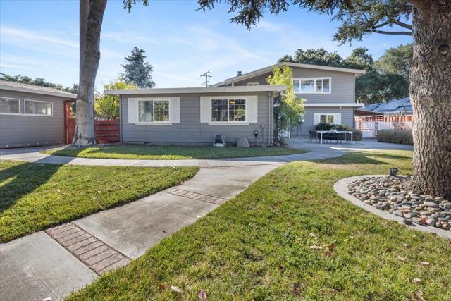 510 Sunnymount Avenue, Sunnyvale CA: https://media.crmls.org/mediaz/9314f887-b243-425e-9787-4547e9514d57.jpg