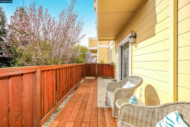 314 Skyline Dr, San Ramon CA: https://media.crmls.org/mediaz/9315baa0-1501-4344-b83d-243d321fd95d.jpg