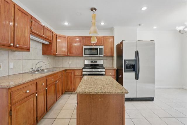 139 Frankfort Street, Daly City CA: https://media.crmls.org/mediaz/9316f436-3333-4f95-90f4-1e7bdfd20eed.jpg