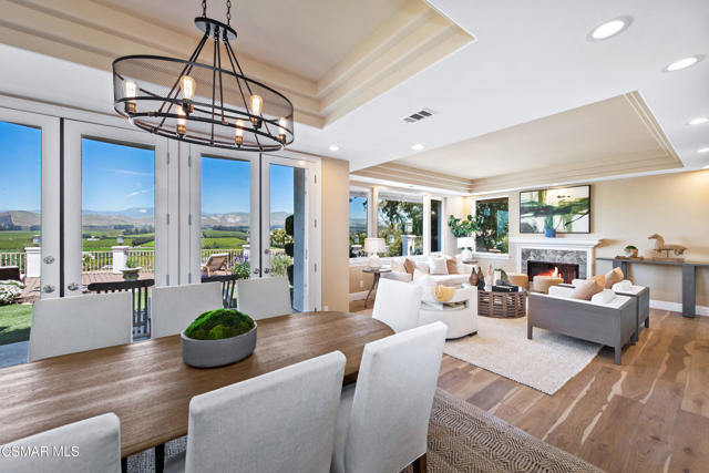 1074 Deseo Avenue, Camarillo CA: https://media.crmls.org/mediaz/93178533-4529-4935-9d39-8ab002a77079.jpg
