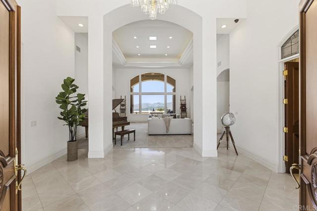 Home for Sale in Valley Center