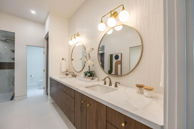 76670 Lark Lane, Indian Wells CA: https://media.crmls.org/mediaz/931a95bb-62ca-4ab1-952a-52c8a9a9aa2f.jpg