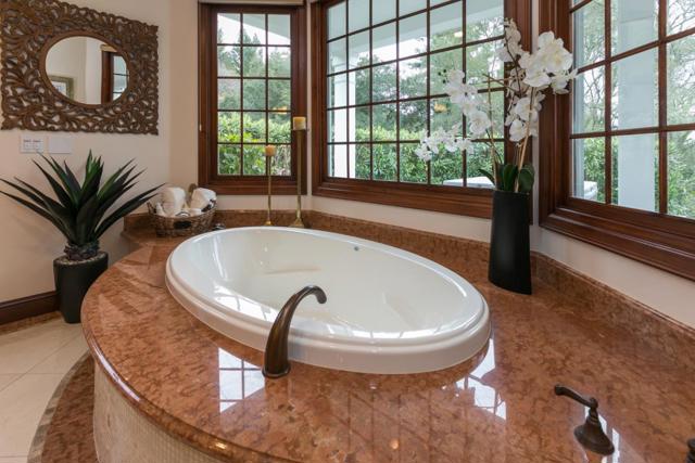 23020 Old Santa Cruz Highway, Los Gatos CA: https://media.crmls.org/mediaz/931b871a-ebac-4c61-85ac-92ae8710f406.jpg