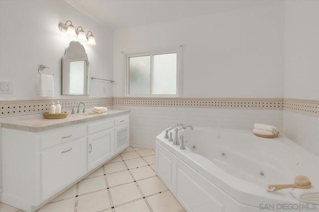 9226 Briercrest Dr, La Mesa CA: https://media.crmls.org/mediaz/931d7eaf-6234-413c-97c3-74807386a746.jpg