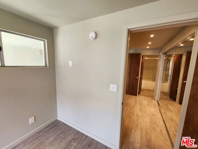 1440 Veteran Avenue, Los Angeles CA: https://media.crmls.org/mediaz/931d93da-5b2a-460c-ba3e-7d768075e30f.jpg