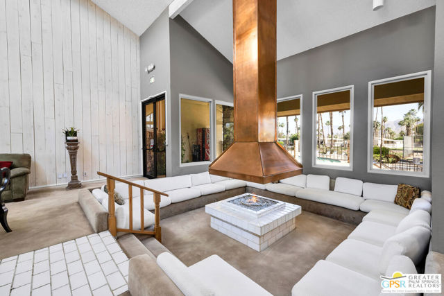 10 International Boulevard, Rancho Mirage CA: https://media.crmls.org/mediaz/931de021-a100-415c-b5f2-502a7fc70194.jpg