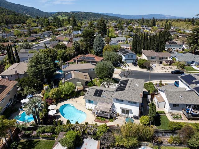 6128 Corte De La Reina, San Jose CA: https://media.crmls.org/mediaz/931e9502-d5a9-4ff8-af8a-f6e857f09789.jpg