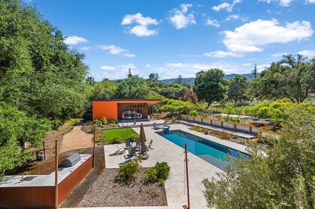 14835 Baranga Lane, Saratoga CA: https://media.crmls.org/mediaz/931f0ea3-6ece-4c71-a324-84df2d9a8192.jpg
