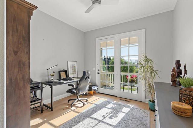 2380 Sunflower Circle, Gilroy CA: https://media.crmls.org/mediaz/931fd2a3-feee-4e47-aa32-a29ad9a8dde6.jpg