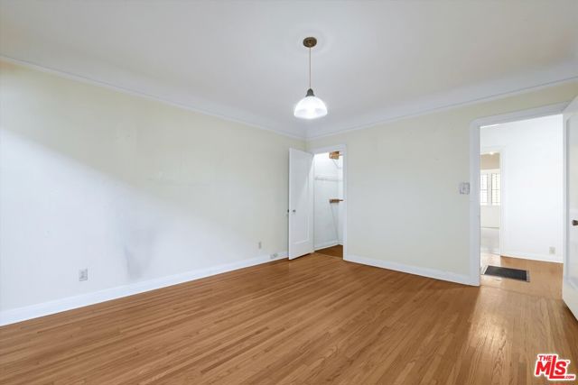 2461 McCready Avenue, Los Angeles CA: https://media.crmls.org/mediaz/932289e5-e8bd-4262-b8b7-4d48c9ea2c22.jpg