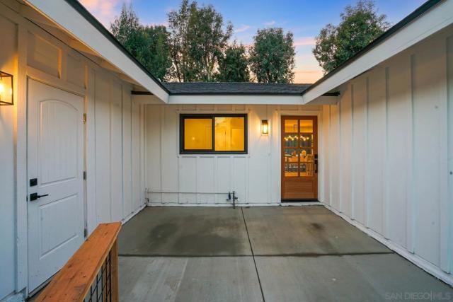 Image 4 of 40 For 7210 Hamlet Ct