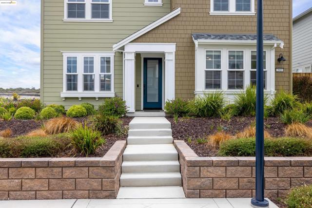 2810 Telegraph Blvd, Marina CA: https://media.crmls.org/mediaz/93240ccc-b53b-472c-bfa9-f651d0bc142a.jpg
