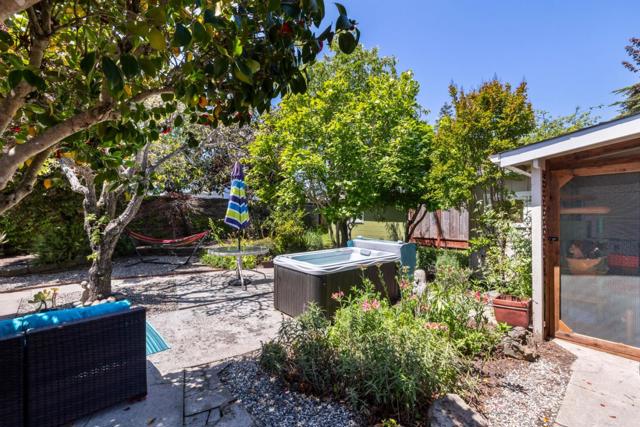 113 Washburn Avenue, Santa Cruz CA: https://media.crmls.org/mediaz/932429c3-6135-4194-a08a-d9068a281e26.jpg