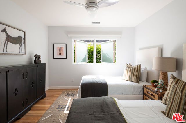 1841 Rose Villa Street, Pasadena CA: https://media.crmls.org/mediaz/93248a33-4b50-49d8-a8d1-855d4f8023c3.jpg