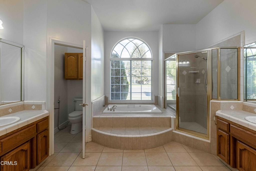 MLS #V1-31678 image #27