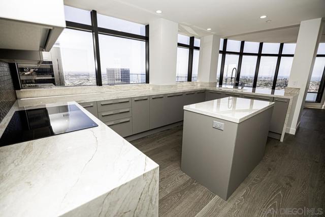 100 Harbor Drive, San Diego CA: https://media.crmls.org/mediaz/9325a230-7c68-455b-b077-c386f8d0b49c.jpg