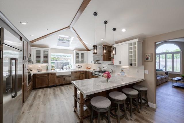 307 Sidesaddle Circle, Scotts Valley CA: https://media.crmls.org/mediaz/9325fc80-f6f8-44e7-9741-d1d4699cd1e0.jpg