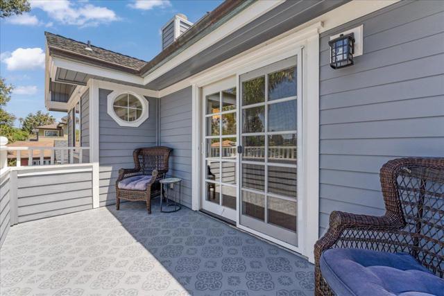 410 Monterey, Capitola CA: https://media.crmls.org/mediaz/93264529-dba7-41e0-86c0-f10680ce16b0.jpg