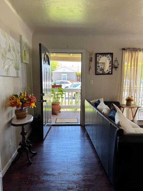 129 Rodeo Avenue, Salinas CA: https://media.crmls.org/mediaz/93268911-a1fd-4d5d-b1ee-4806fe0ca2f1.jpg