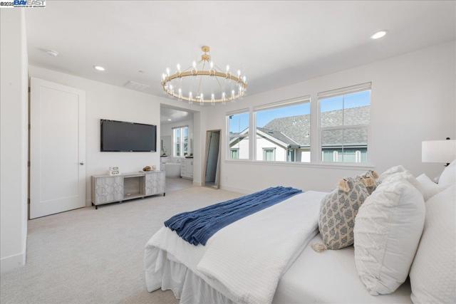 4058 Chalk Hill Way, Dublin CA: https://media.crmls.org/mediaz/93271d44-2139-4a13-b15d-c46f3cdc3d09.jpg