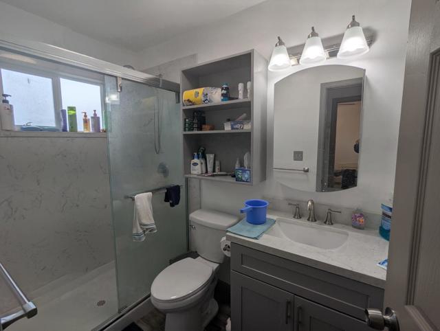 250 Schafer Road, Hayward CA: https://media.crmls.org/mediaz/9328729c-eb83-4ffa-b68e-cd610732bff4.jpg