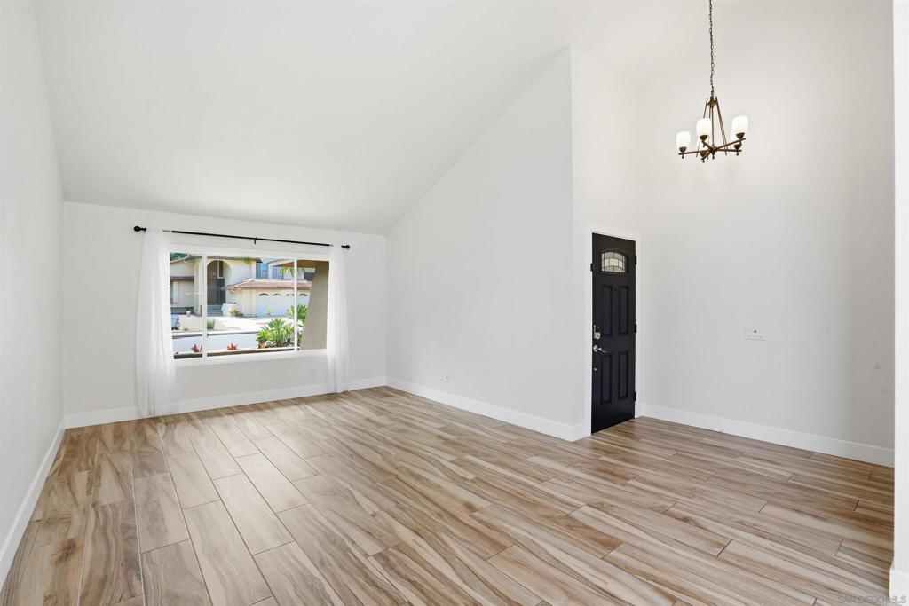 3022 Azahar Court - photo 6