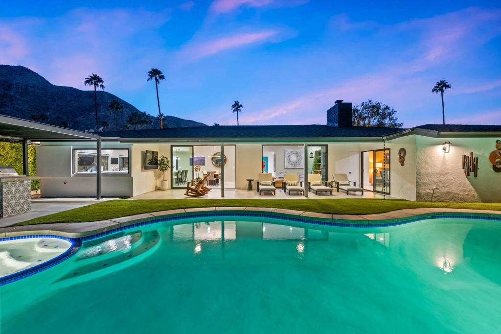 MLS #219137552DA image #3