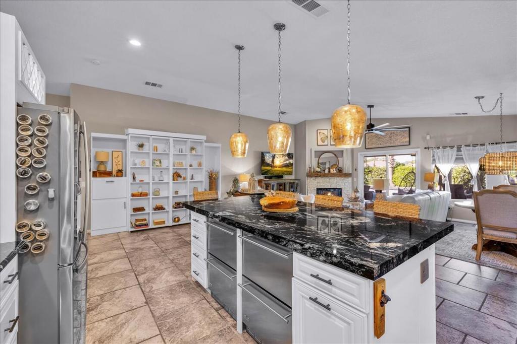 MLS #219135636DA image #10