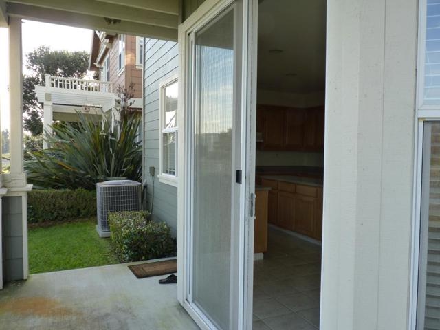 1065 Rockport Avenue, Redwood City CA: https://media.crmls.org/mediaz/932d8fd4-fb4b-41f0-8c72-4779edb40ca0.jpg