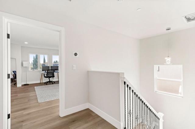 Image 33 of 65 For 1566 Murphy Avenue