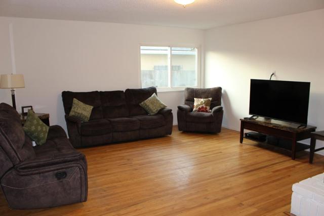 118 Azucar Avenue, San Jose CA: https://media.crmls.org/mediaz/932e7a74-a1f5-4ffd-b1fc-8251539d5a78.jpg