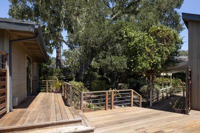 25245 Ward Place, Carmel CA: https://media.crmls.org/mediaz/932e8be8-2c5d-494b-b9bf-f5127518c0bc.jpg