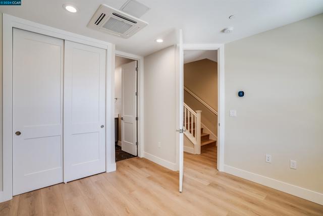 Image 15 of 34 For 1021 Conley Terrace