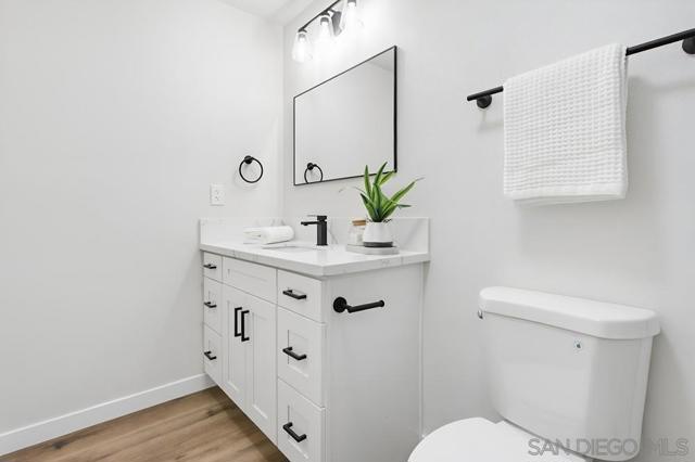 2604 Magnolia Ave, San Diego CA: https://media.crmls.org/mediaz/93300c90-a16e-47b3-b995-04d0560cb487.jpg