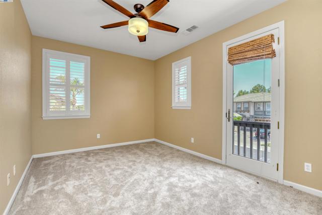 5618 Arcadia Cir, Discovery Bay CA: https://media.crmls.org/mediaz/9330926a-84f0-4947-b4a2-70701fdcdadc.jpg
