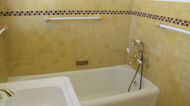 352 Glen Ellen Drive, Ventura CA: https://media.crmls.org/mediaz/93327f47-0960-44b0-8993-33a205c6f76f.jpg
