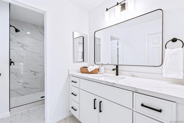 17865 Caminito Pinero, San Diego CA: https://media.crmls.org/mediaz/933367ab-165d-42bf-87b0-413bd448fb4b.jpg