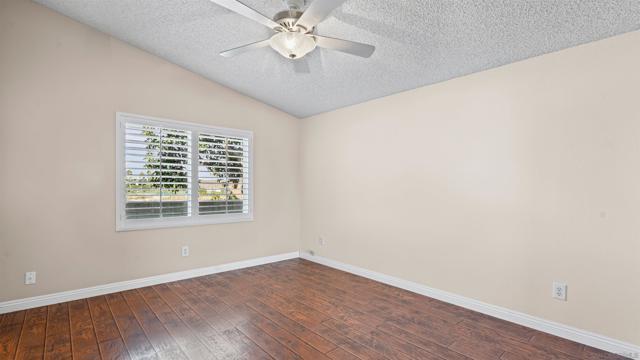 6460 Convoy Court, San Diego CA: https://media.crmls.org/mediaz/93340ec8-e8bf-4e5a-bab6-dccd79aba14c.jpg