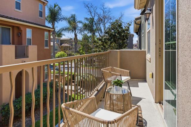 Detail Gallery Image 15 of 21 For 1874 Violet Ct #5,  Chula Vista,  CA 91913 - 3 Beds | 3/1 Baths