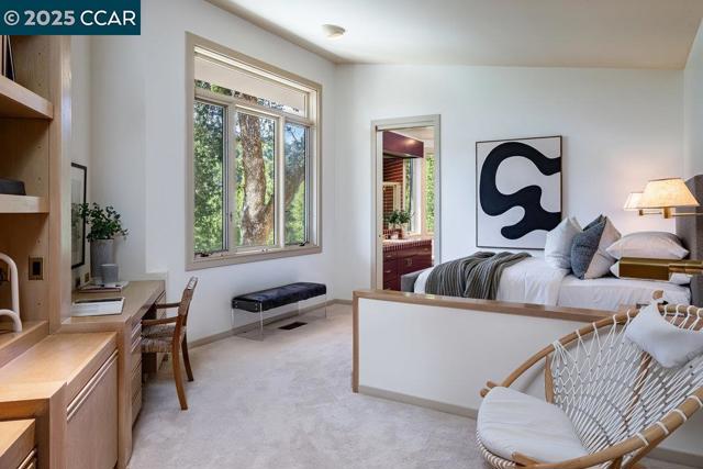 1177 Estates Dr, Lafayette CA: https://media.crmls.org/mediaz/93359d57-5600-4082-8f79-155e9c056263.jpg