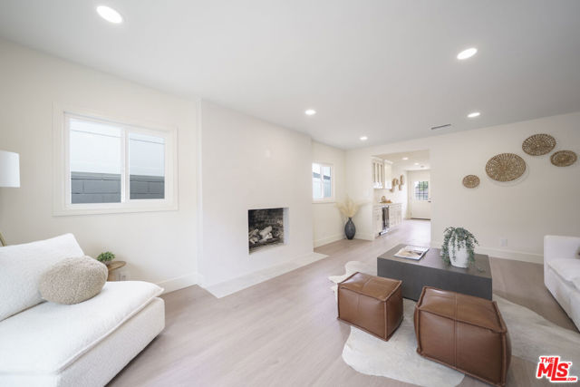 2618 Brian Avenue, Torrance CA: https://media.crmls.org/mediaz/9338453a-5b48-40e0-a215-3d66a5d02250.jpg