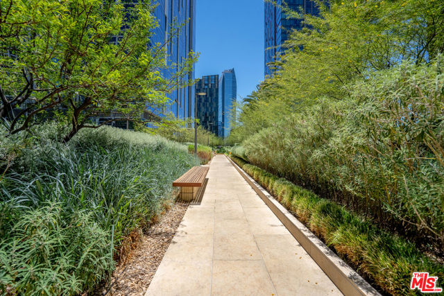 877 Francisco Street, Los Angeles CA: https://media.crmls.org/mediaz/93393e14-66df-401e-aded-7dc62e8f6413.jpg