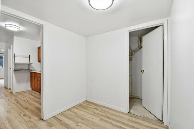 21182122 Mason Street, San Francisco CA: https://media.crmls.org/mediaz/933aad51-90ff-4599-af91-fef9a65b2eb0.jpg