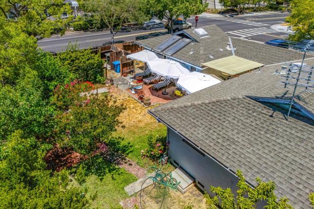 3160 Waverley Street, Palo Alto CA: https://media.crmls.org/mediaz/933acd5a-edcc-44a9-b81c-9f0b54472511.jpg