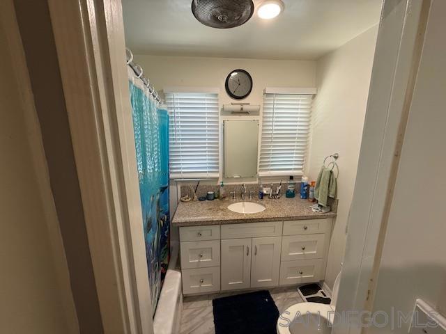 14308 Miranda St, Van Nuys CA: https://media.crmls.org/mediaz/933af288-ff1c-4cec-9449-f39768487370.jpg