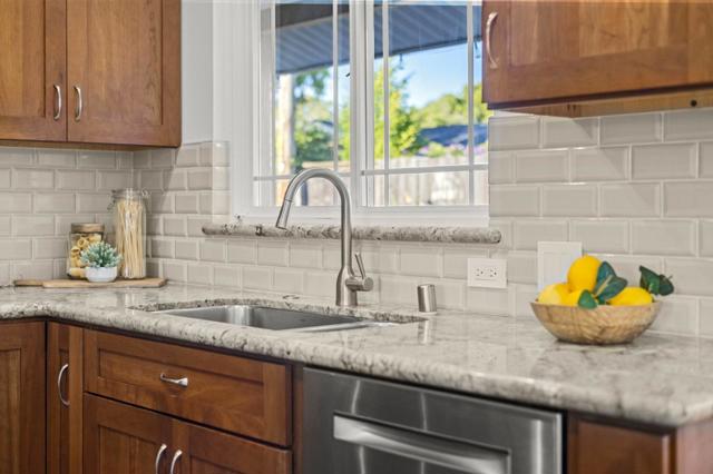 3257 Llano Street, San Mateo CA: https://media.crmls.org/mediaz/933bc42e-2a82-4dd0-93ed-9411b1f72d3d.jpg