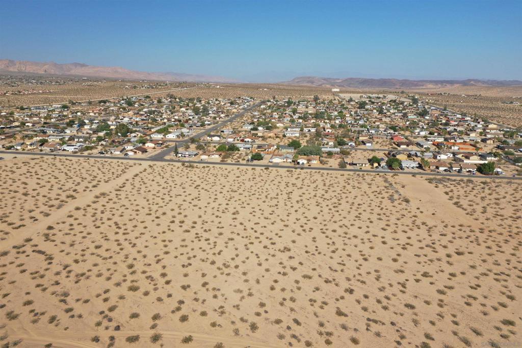 MLS #250043070SD image #9